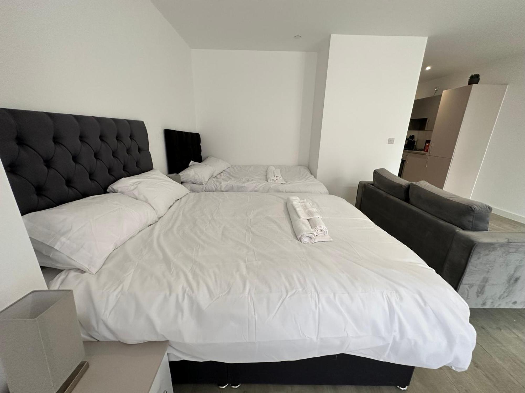 Manchester Old Trafford Studio Apartment Exterior photo